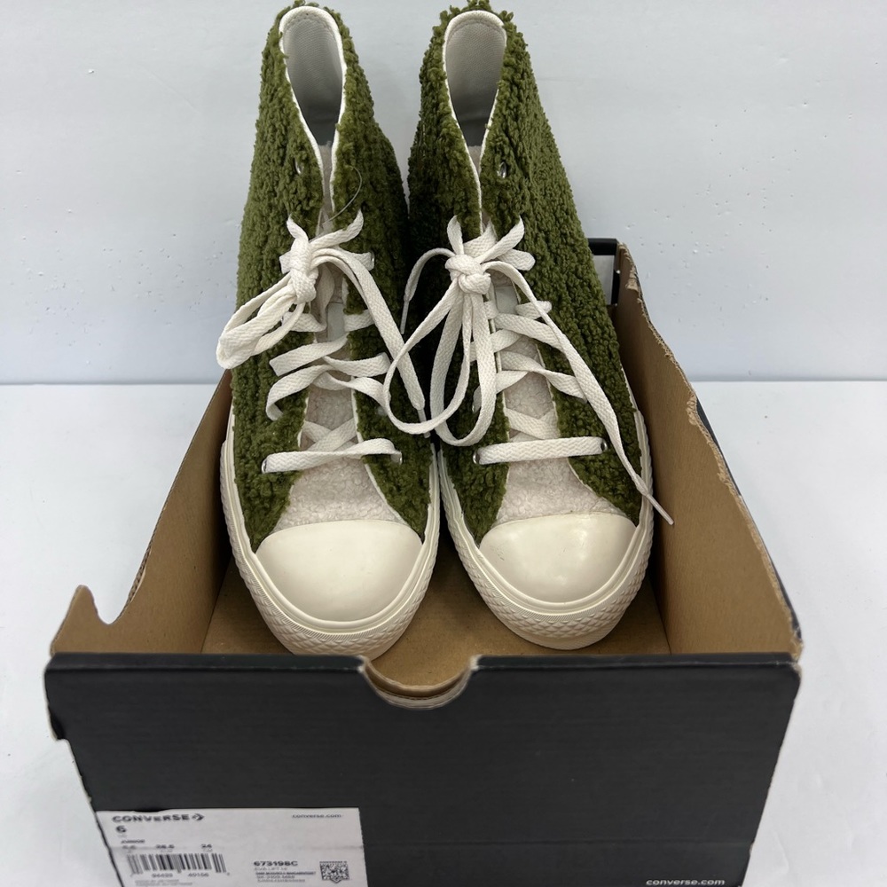 CONVERSE💯CHUCK TAYLOR ALL STAR SHERPA PLATFORM“DARK MOSS BOLD MANDARIN” SIZE 6 - Picture 4 of 13